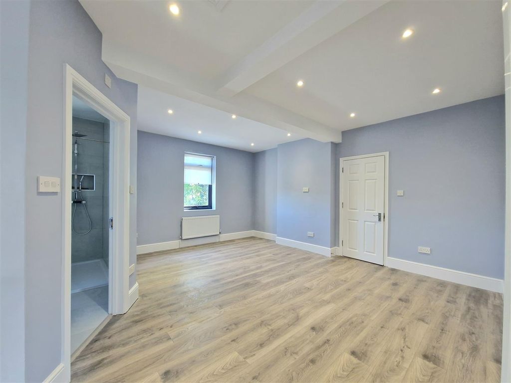 Property photo 2 of 10 20260407_124126.Jpg