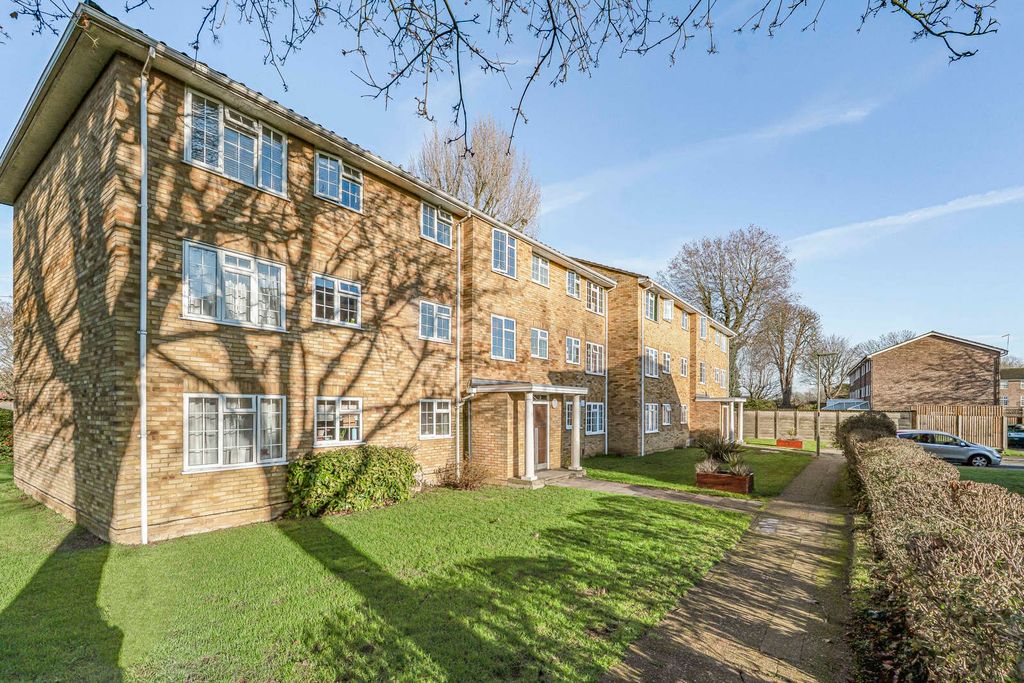 Property photo 1 of 16 Exterior