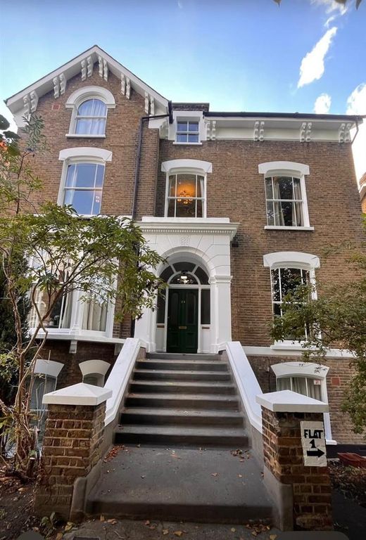 Property photo 3 of 22 Externall.Jpeg