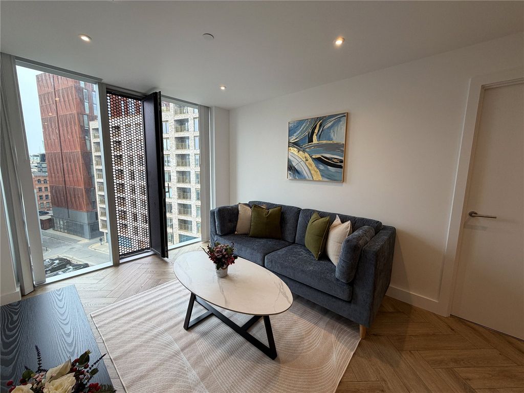 Property photo 2 of 24 Picture 2