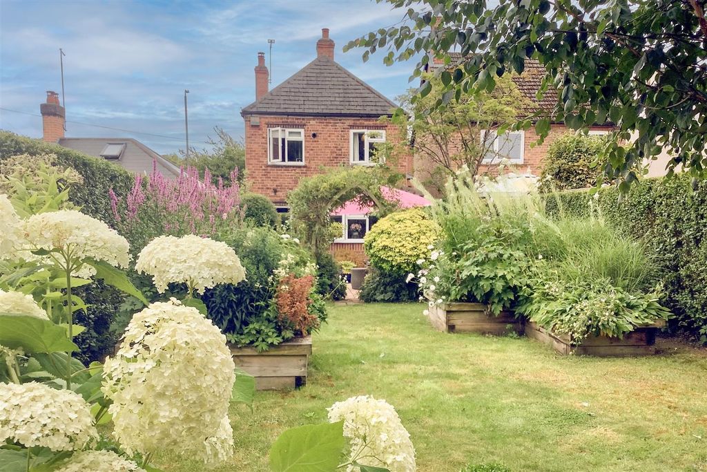 Property photo 2 of 30 4 Copy.Jpg