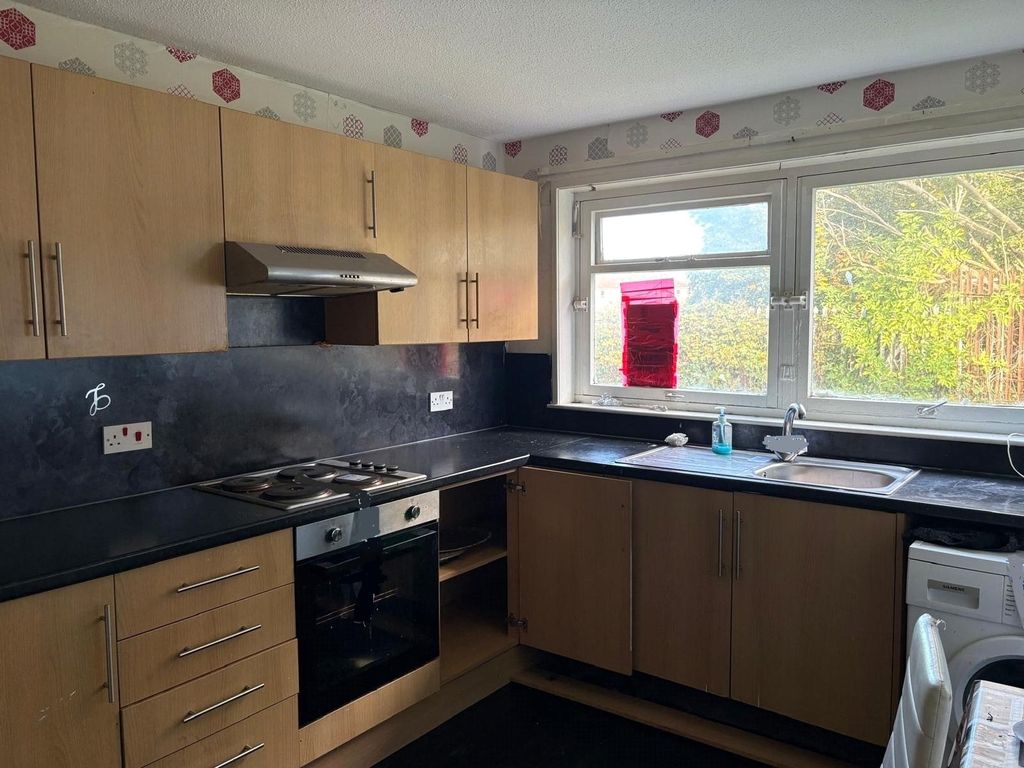 Property photo 2 of 6 Picture No. 02