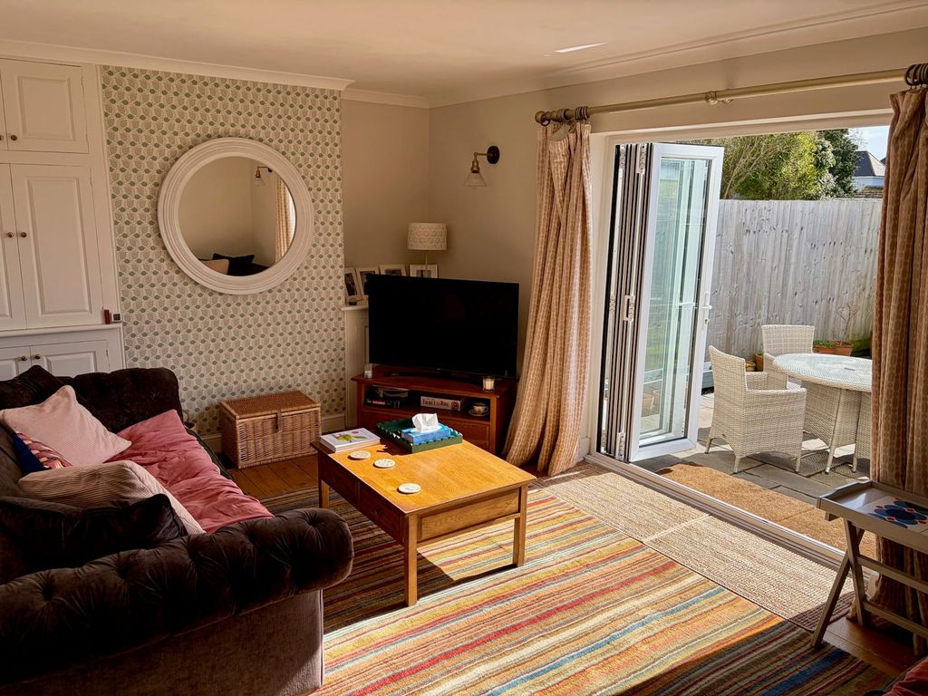 Property photo 3 of 26