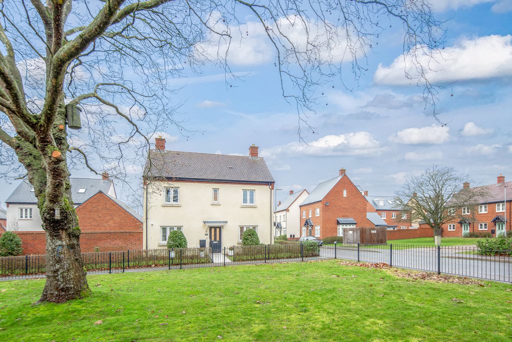 Property photo 1 of 23 Front