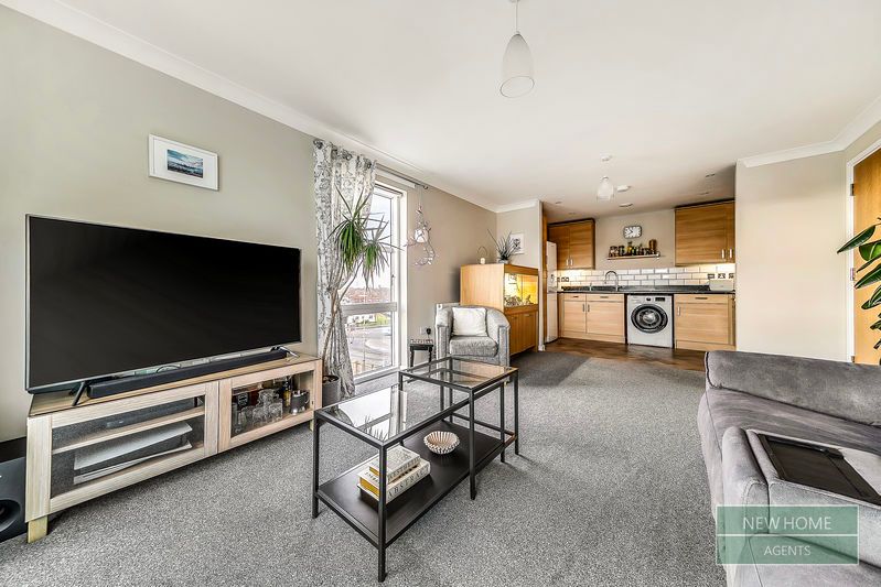 Property photo 3 of 20 Photo 11