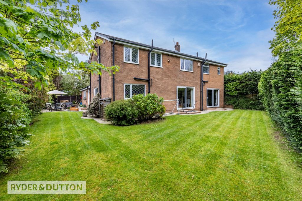 Property photo 2 of 42 Picture No. 12
