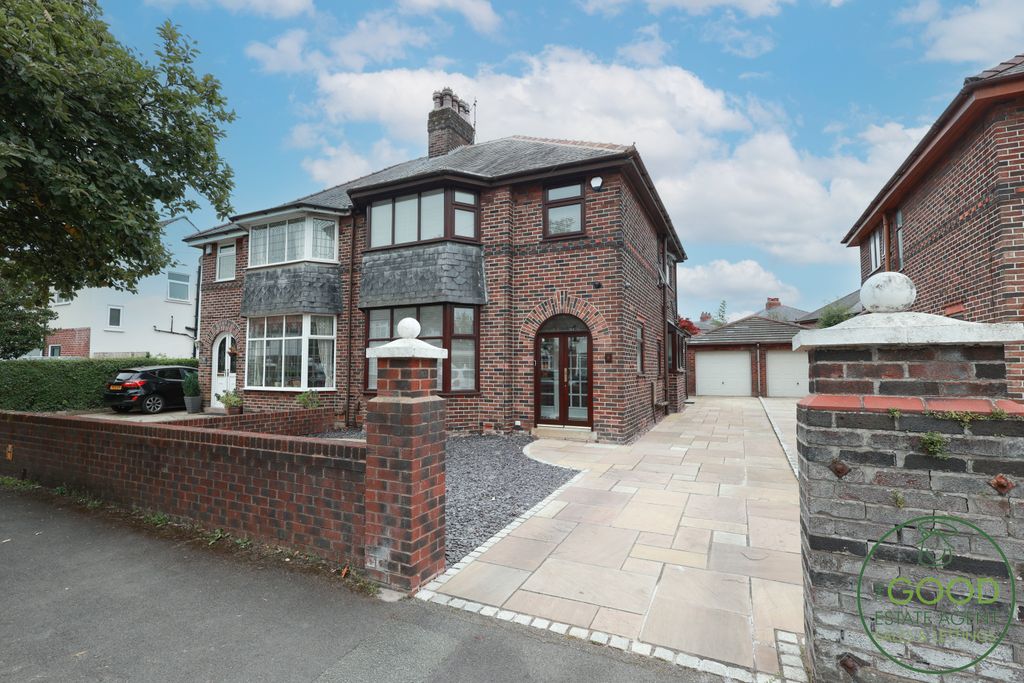 Property photo 1 of 27