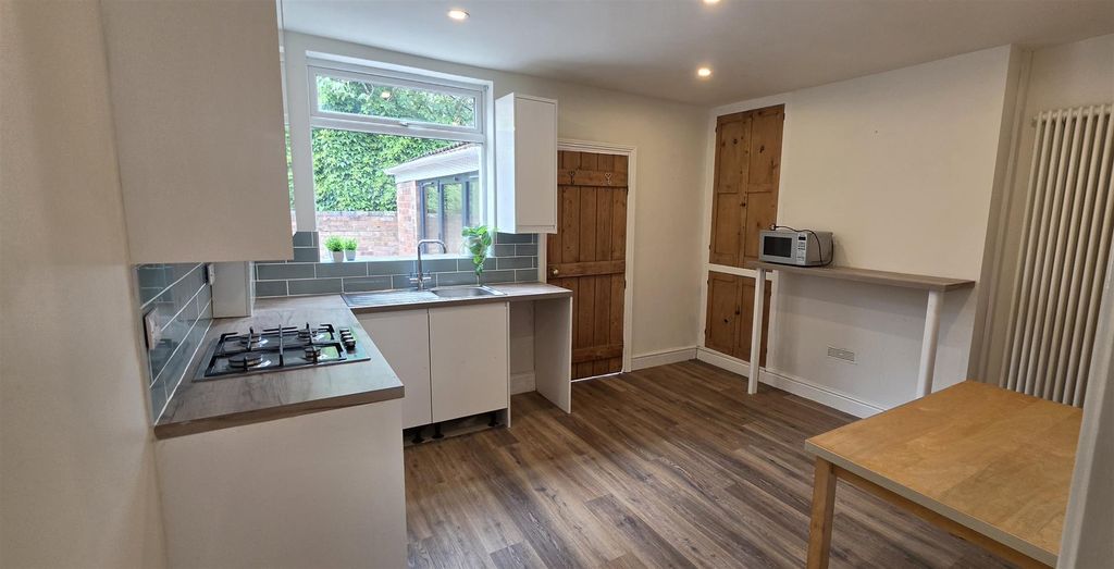 Property photo 3 of 16 29 Rush Kd.Jpg