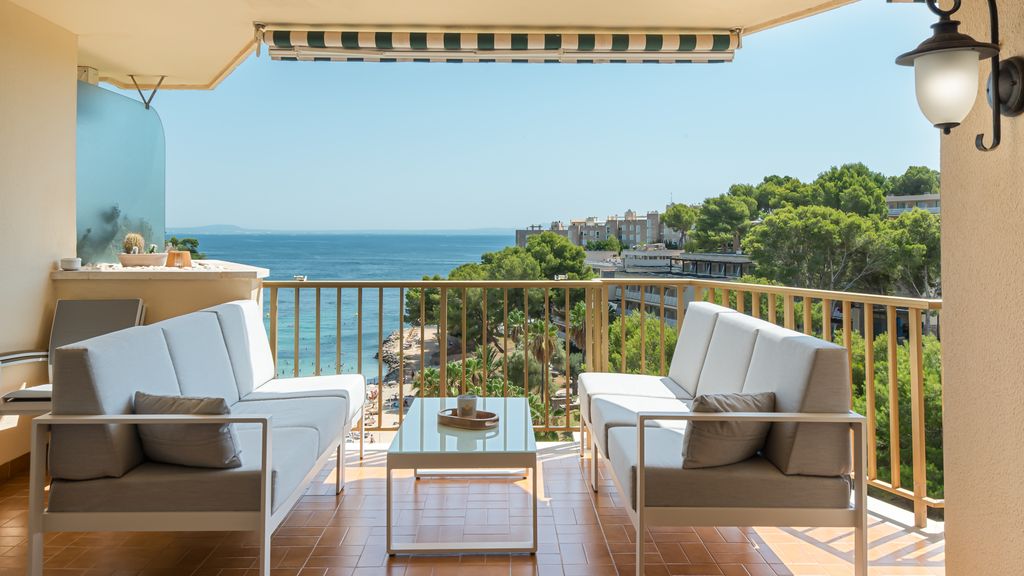 Property photo 1 of 19 Cala V-1.Jpg