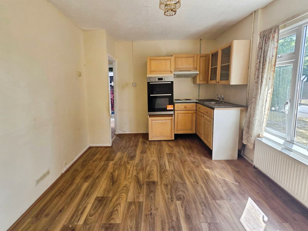 Property photo 3 of 15