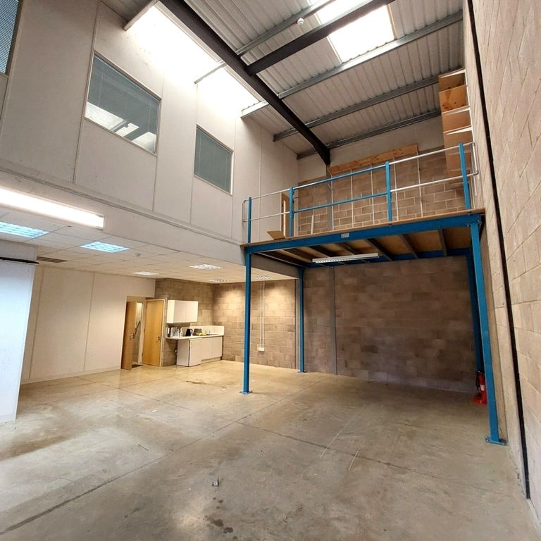 Property photo 2 of 6