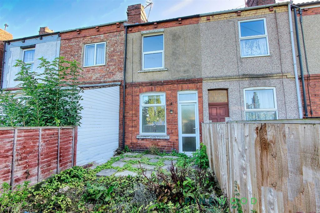 Property photo 1 of 11 Rear