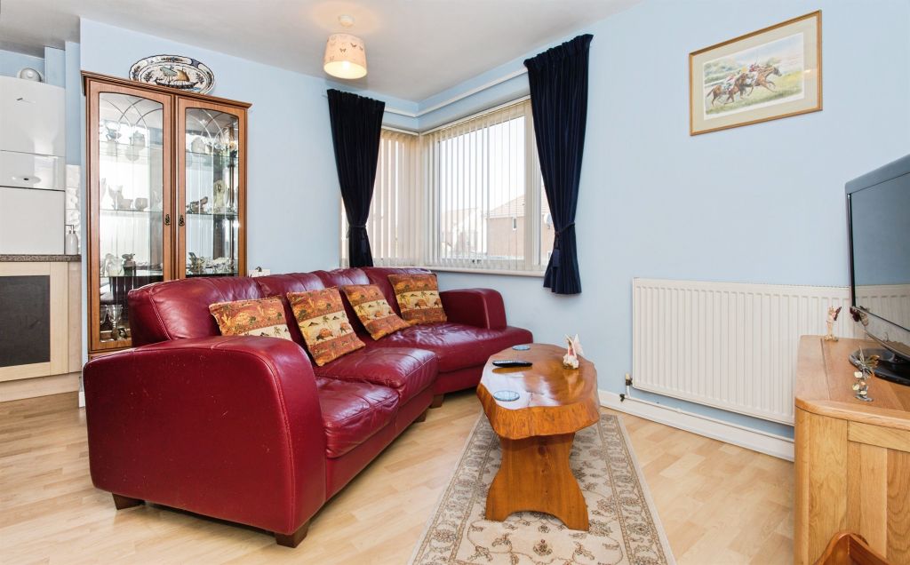 Property photo 2 of 12