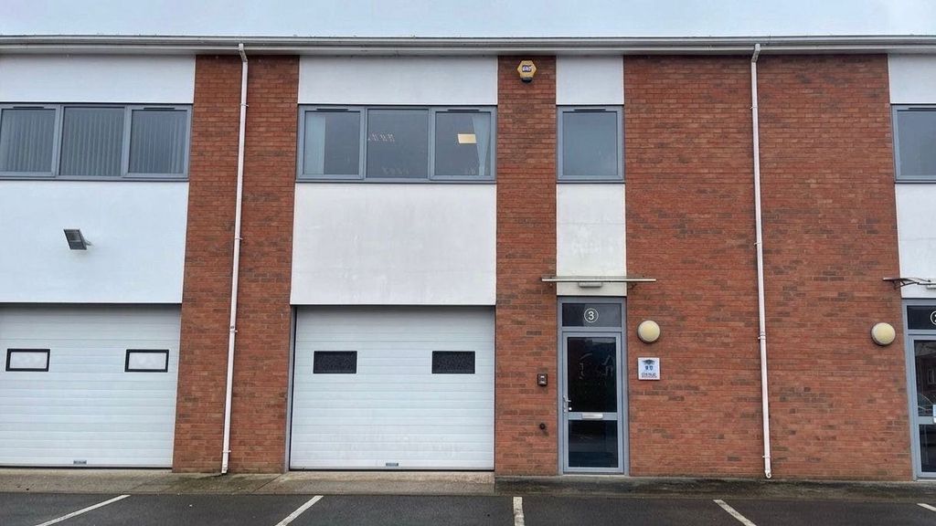 Property photo 2 of 10 599A8163-5c30-4E31-9d86-50271388F01F.Jpg