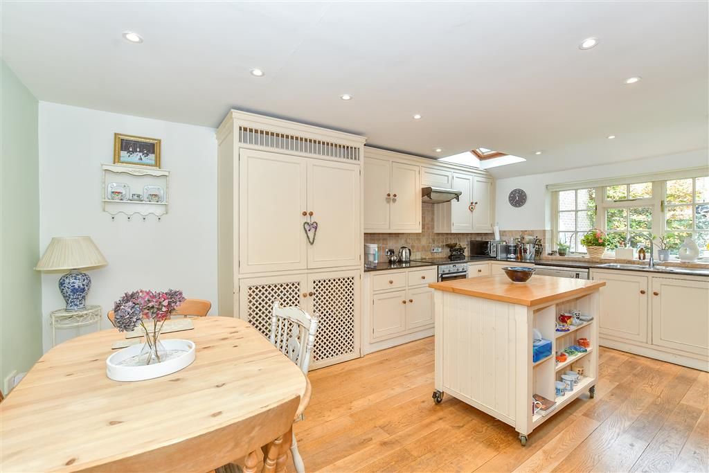 Property photo 1 of 22 Kitchen/ Dining Room