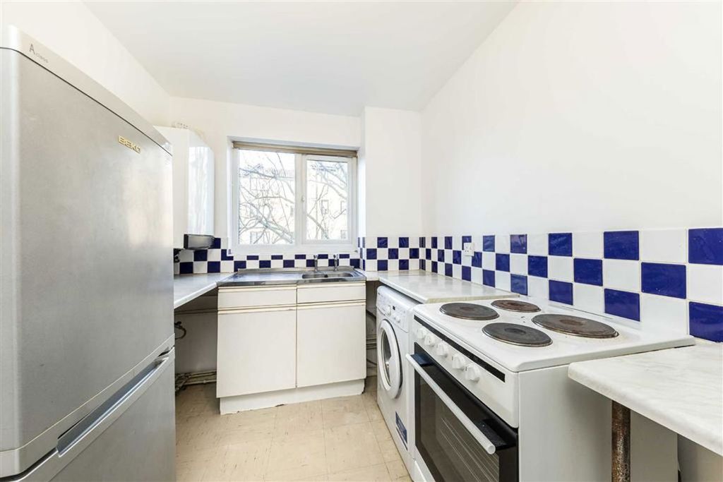 Property photo 3 of 4
