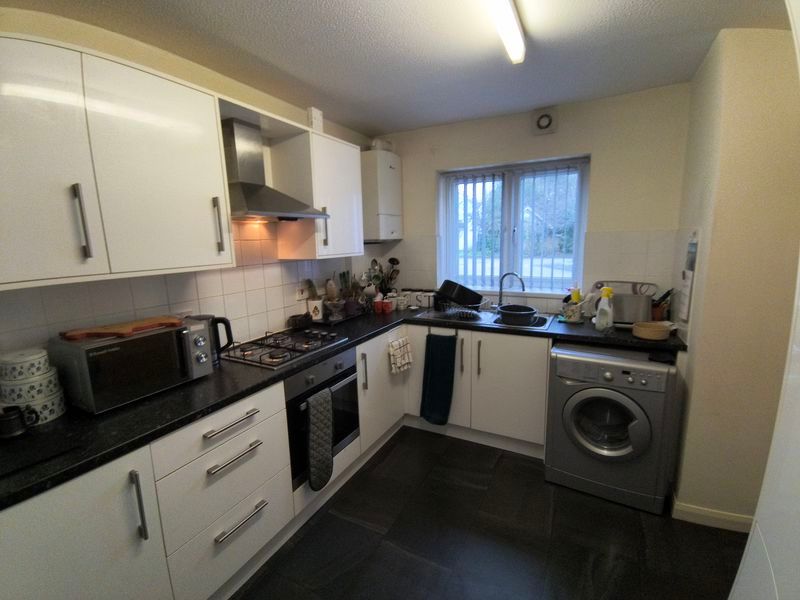 Property photo 2 of 11 Photo 2