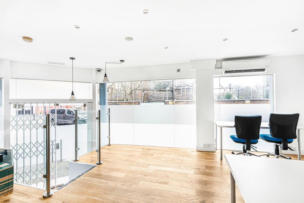 Property photo 3 of 13 19_44530.Jpg