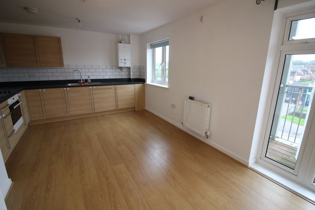 Property photo 3 of 11 Img_0620