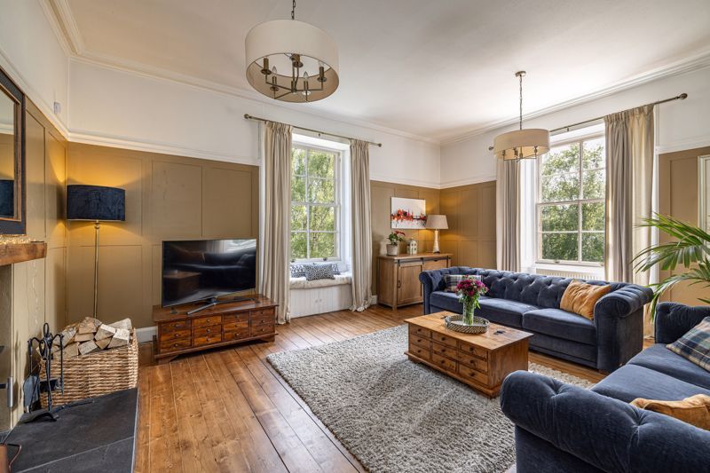 Property photo 1 of 49 Sitting Room