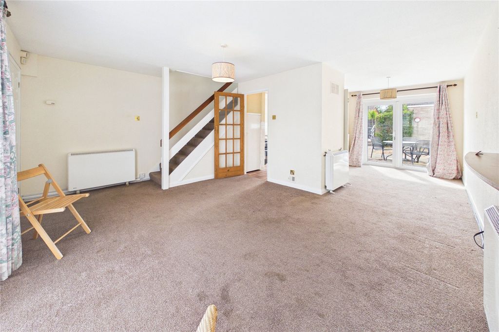Property photo 2 of 19 Living Room