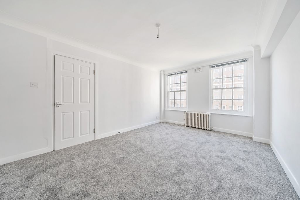 Property photo 2 of 6 Reception