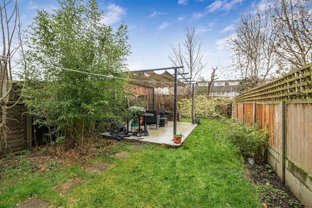 Property photo 3 of 10 6_71040.Jpg