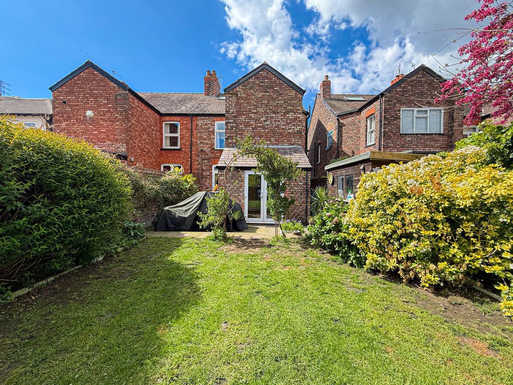 Property photo 3 of 22