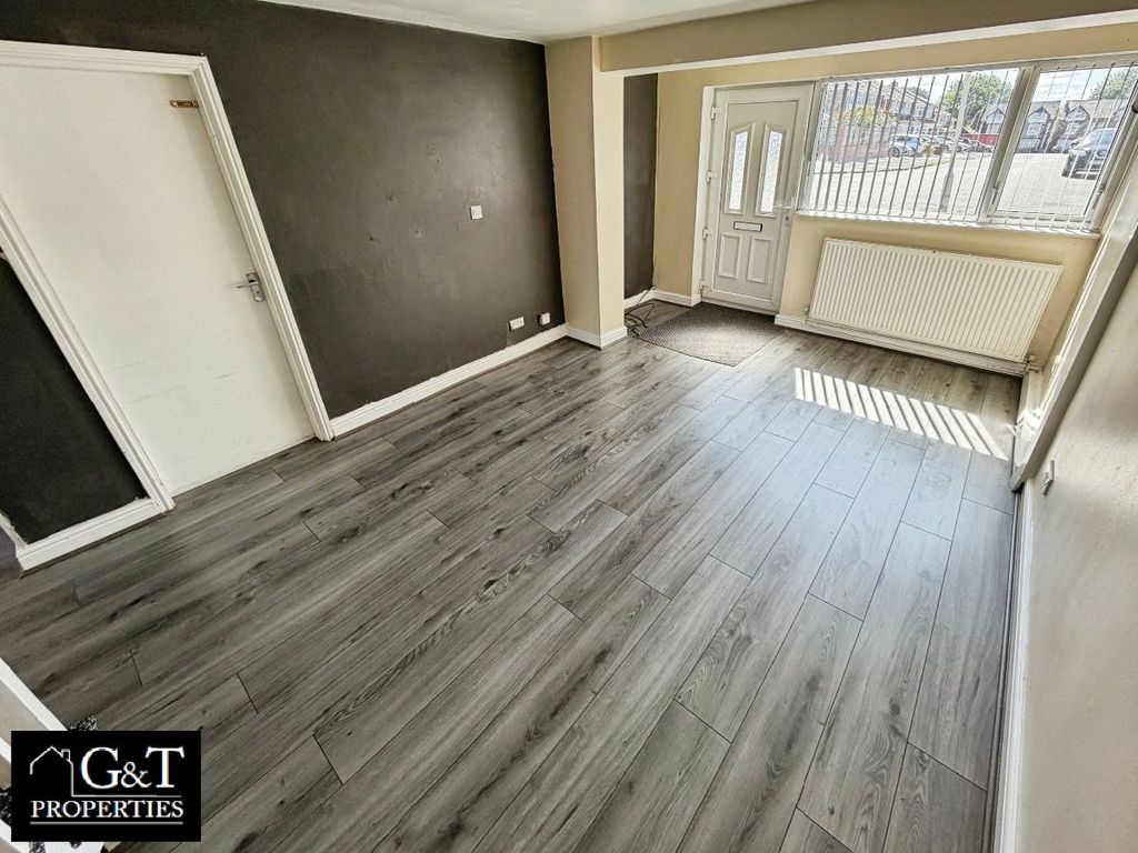 Property photo 2 of 15 Reception Room