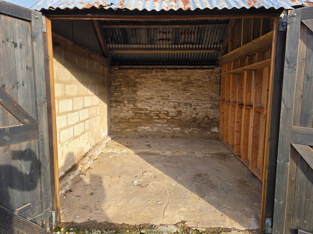 Property photo 2 of 2