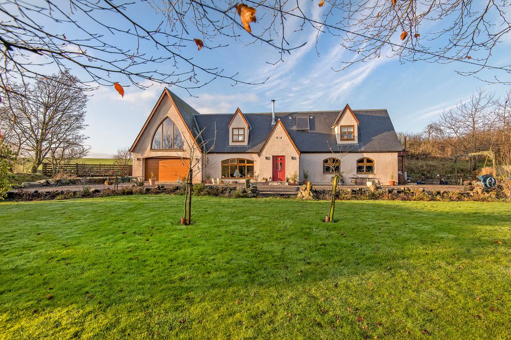 Property photo 1 of 31