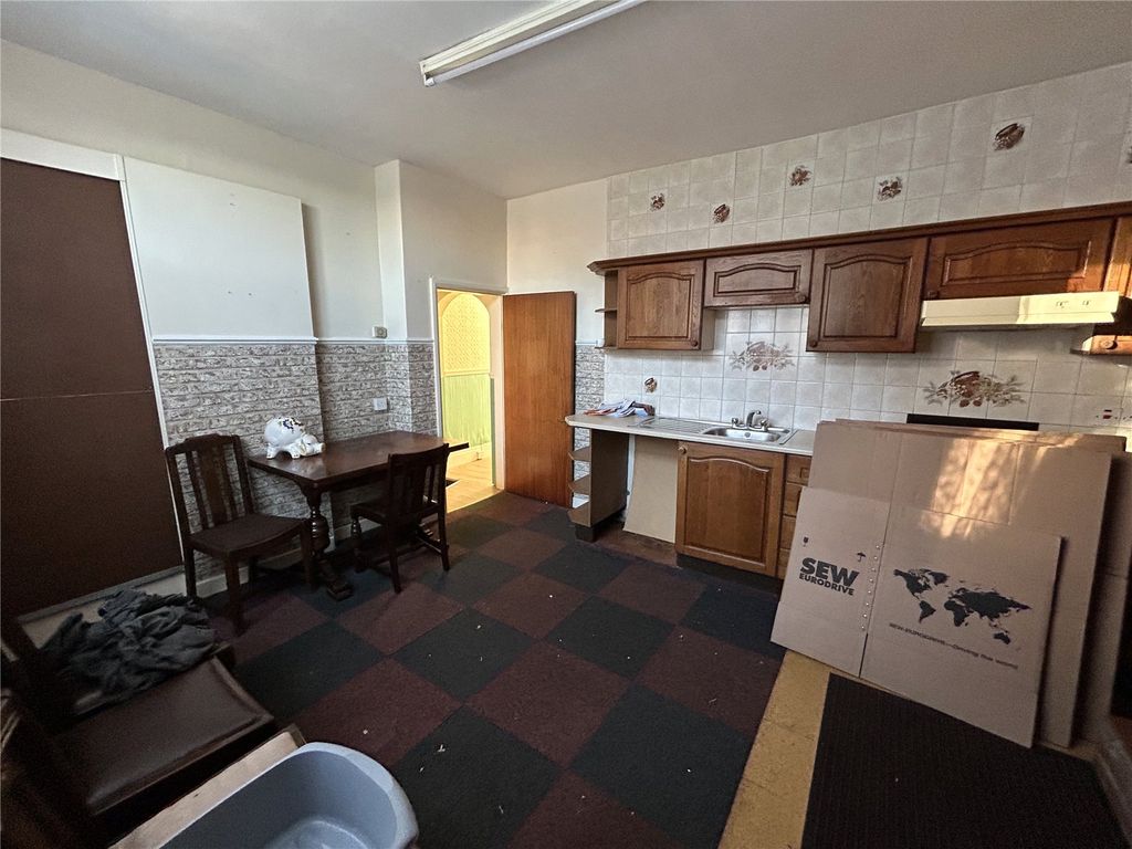 Property photo 3 of 10 Picture No. 01