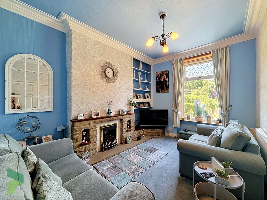 Property photo 3 of 15 Sitting Room