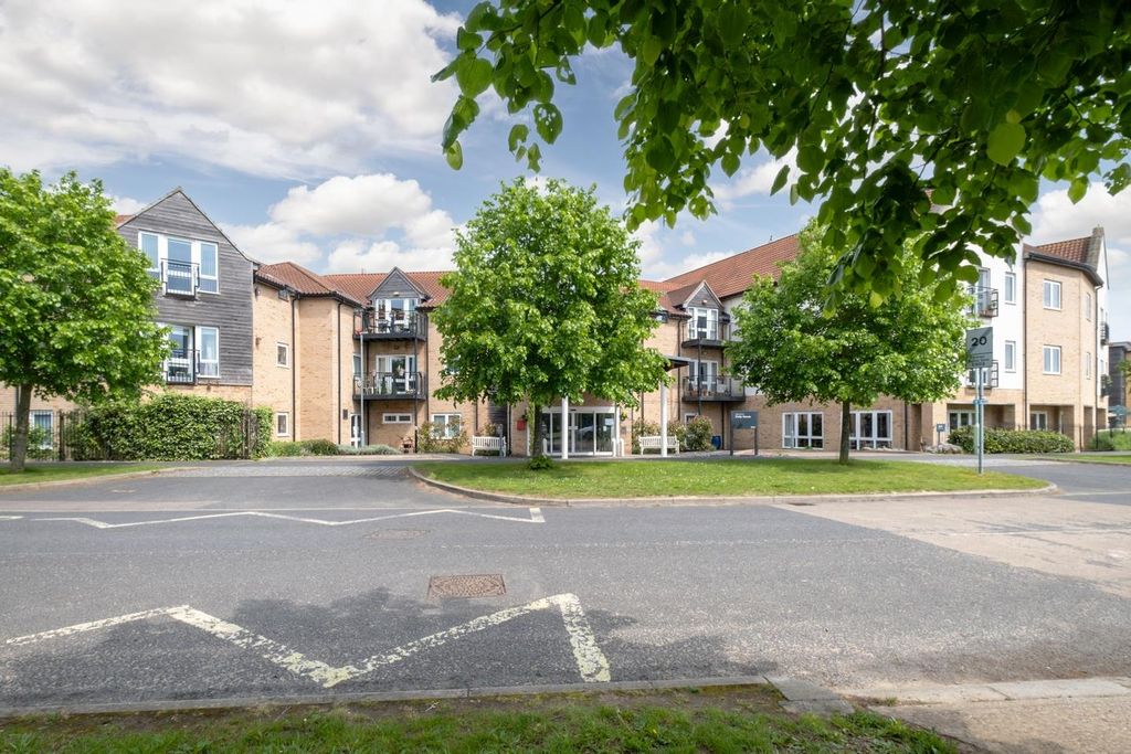 Property photo 1 of 18 46 Oxlip House-51.Jpg