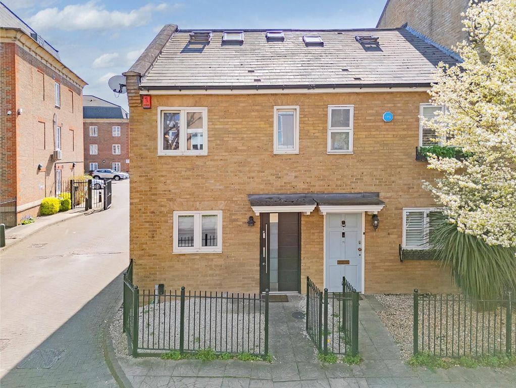 Property photo 1 of 26
