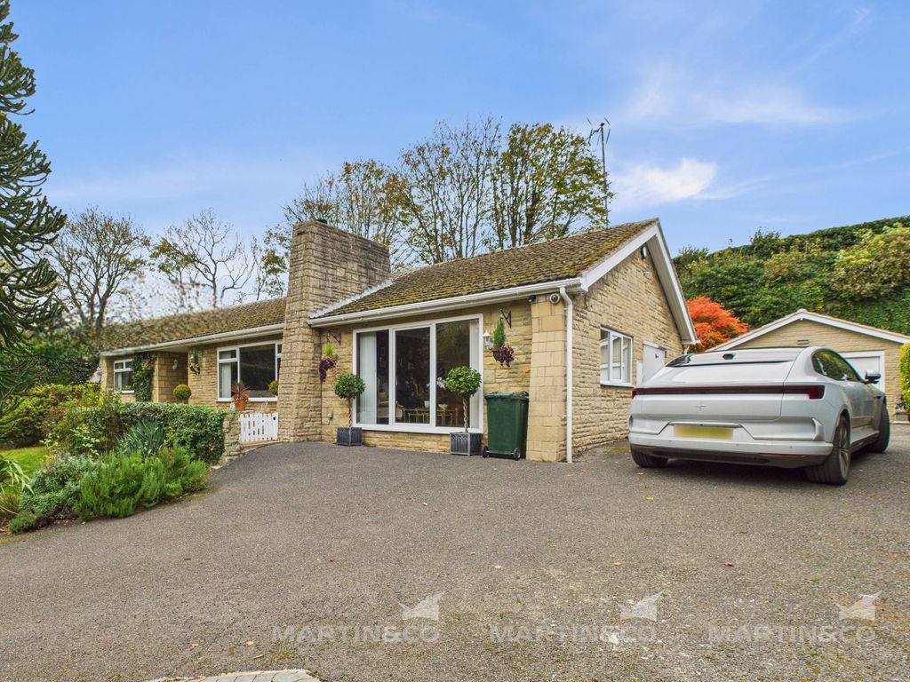 Property photo 1 of 17 Cam02406G0-Pr0531-Still007