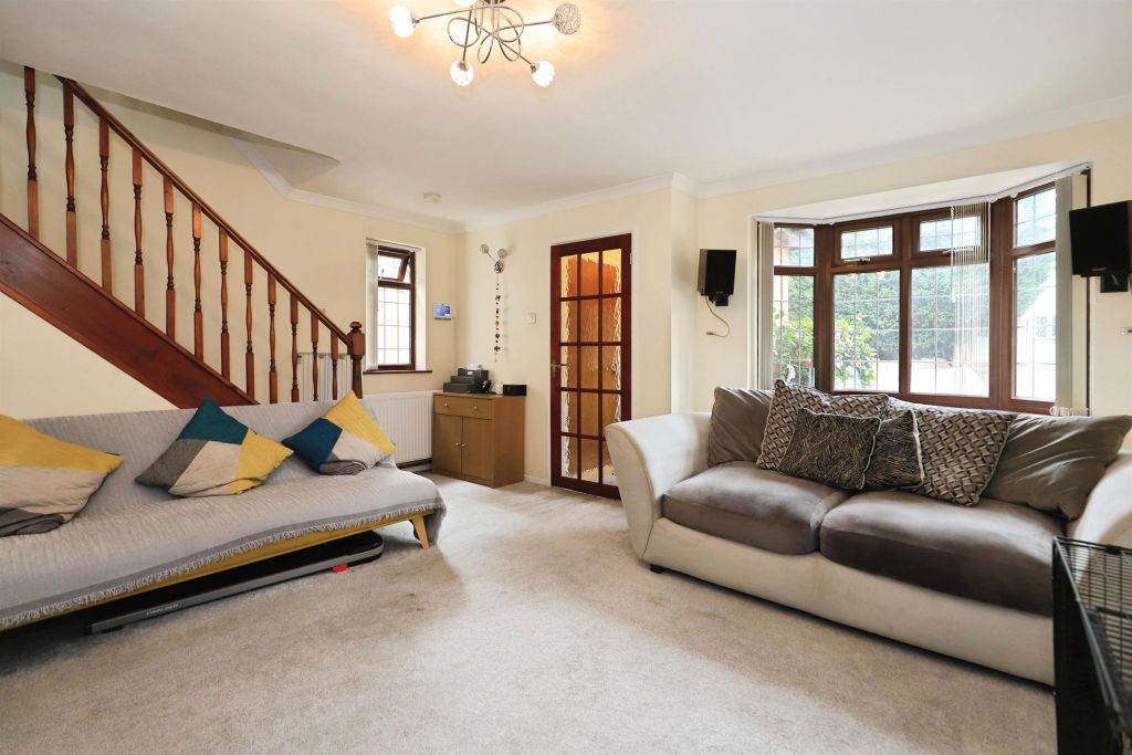 Property photo 3 of 18