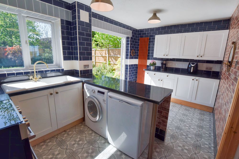 Property photo 3 of 22 Dining Kitchen 1