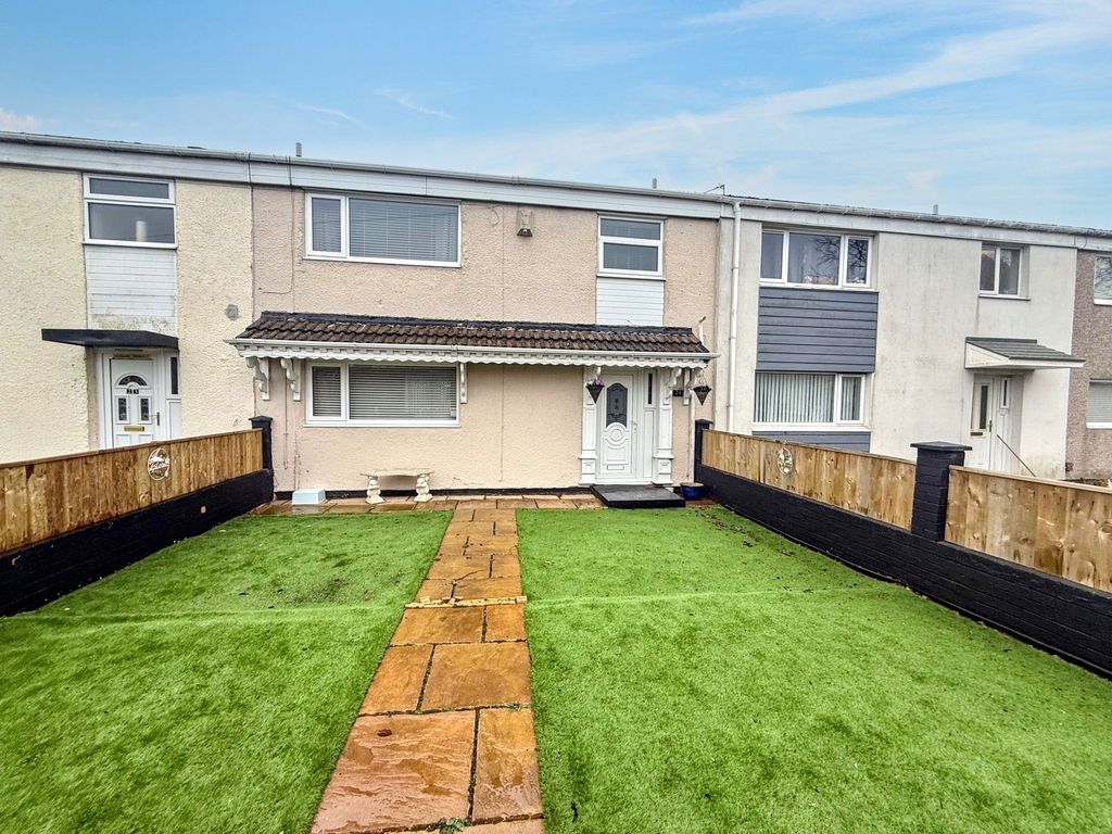 Property photo 1 of 9