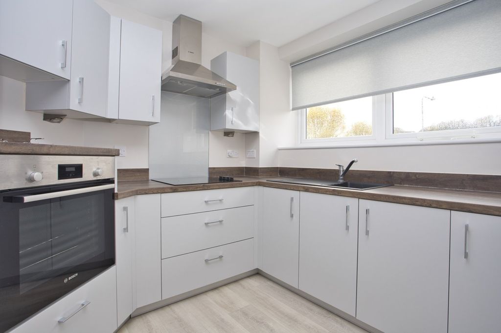 Property photo 2 of 14 Picture 2