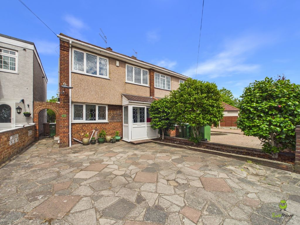 Property photo 1 of 13 Presented By Clinton At Ewemove Bexleyheath And Da
