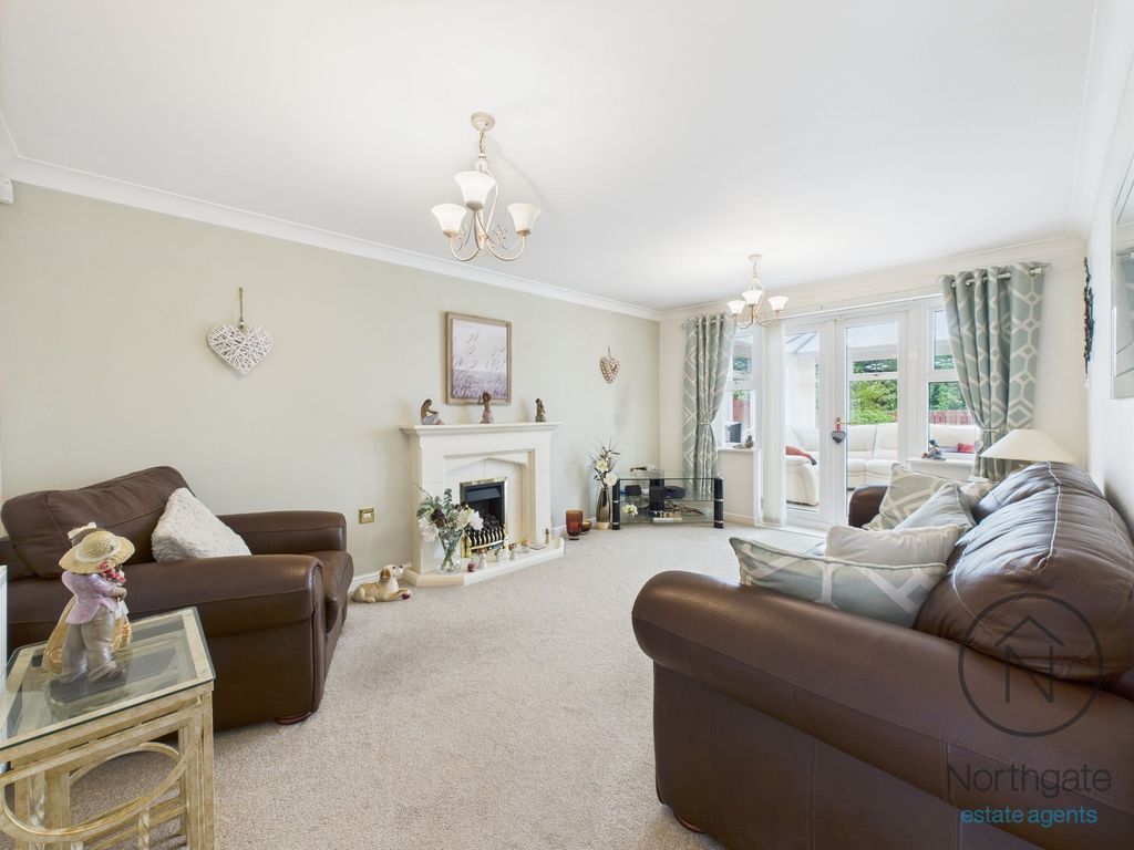 Property photo 2 of 21