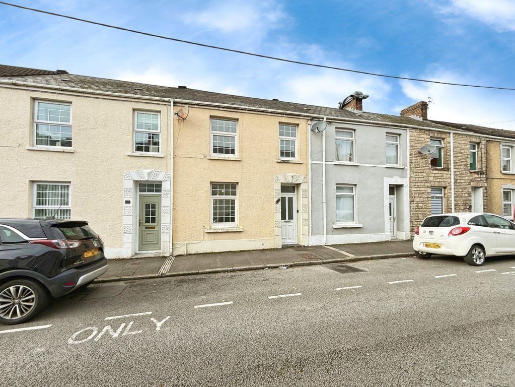 Property photo 1 of 20 4598851