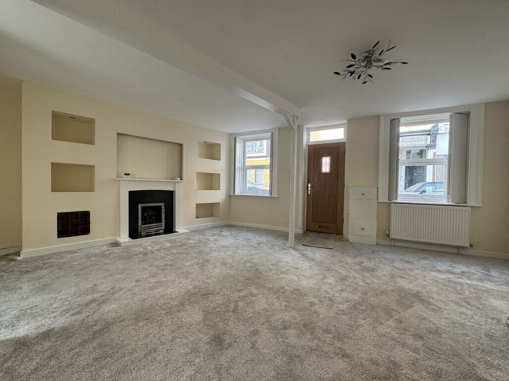 Property photo 2 of 12 Photo 1