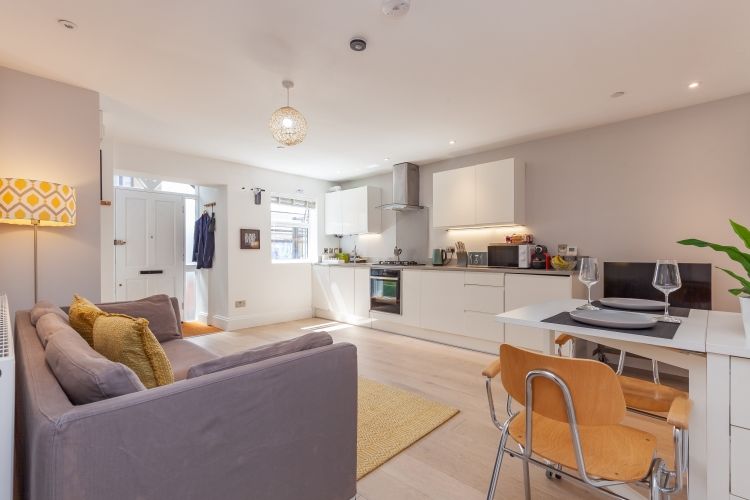 Property photo 3 of 9 286184