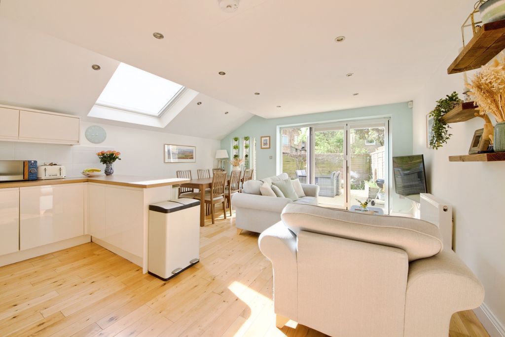 Property photo 1 of 11 Open Plan Living