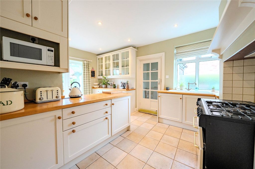 Property photo 2 of 26 Picture No. 22