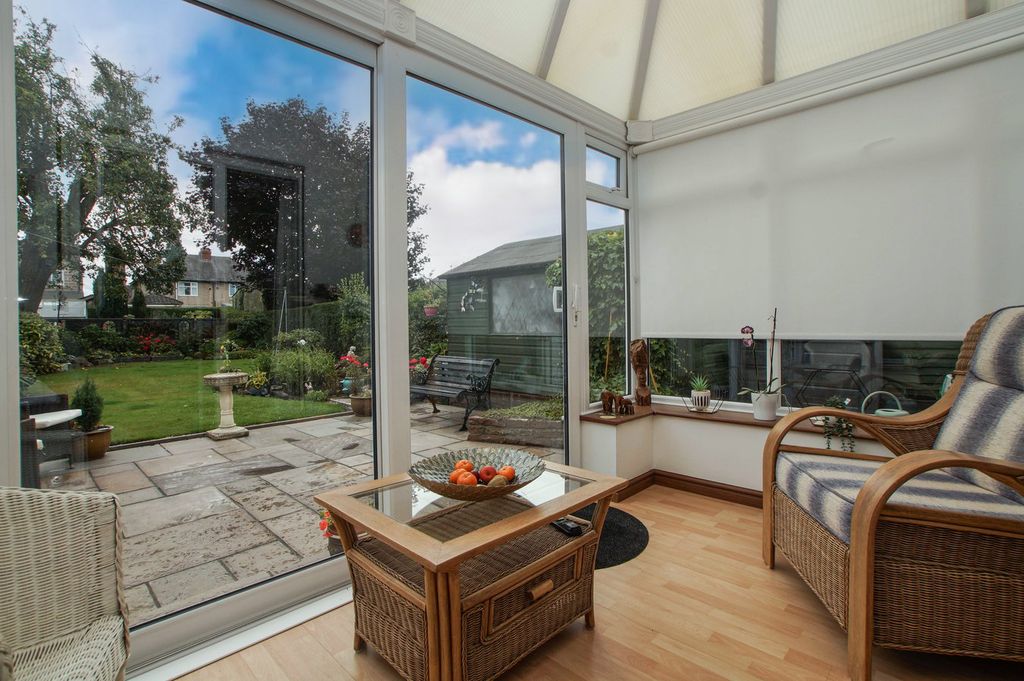 Property photo 3 of 23 Conservatory