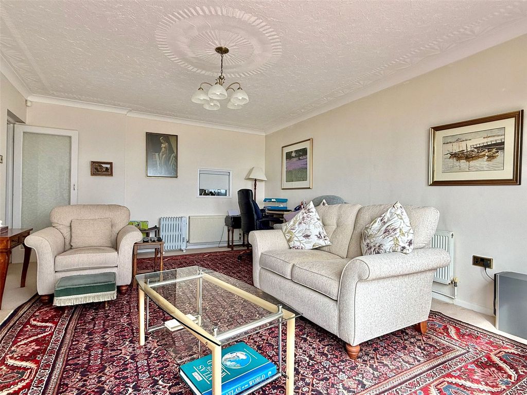 Property photo 3 of 16 Picture No. 03