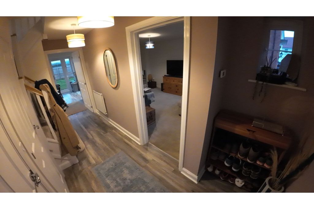 Property photo 2 of 20 Hallway